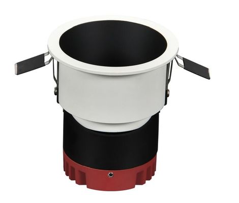 3W-5W LED a enfoncé Downlight IP65 Dimmable pour le plafond